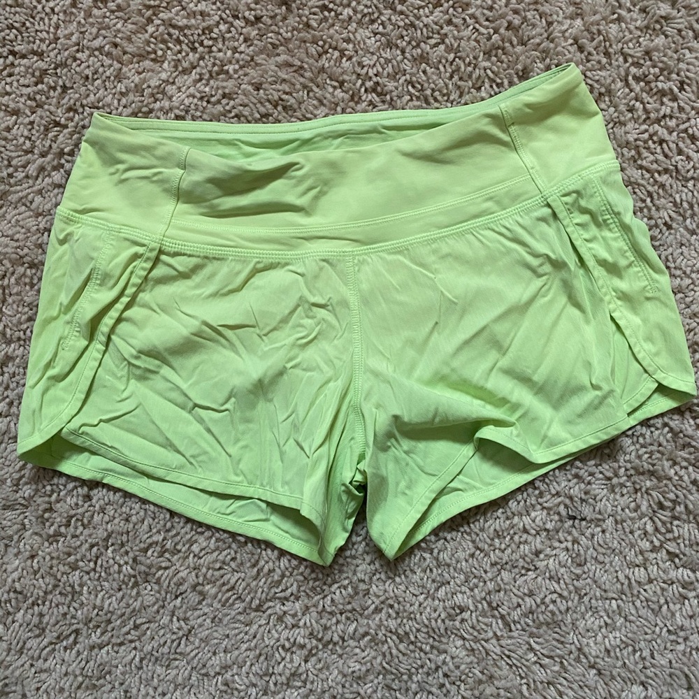 EUC Lululemon Run Times Short - Size 6